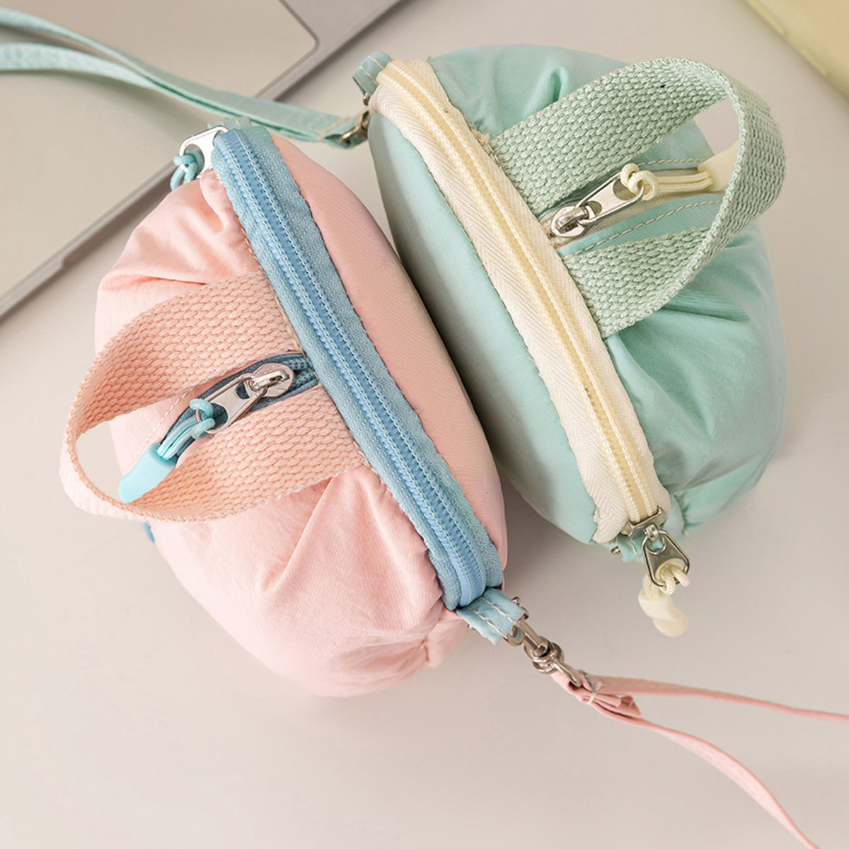 Borsa portaoggetti per bianche - Cosmetic Bags recensione e prezzo
